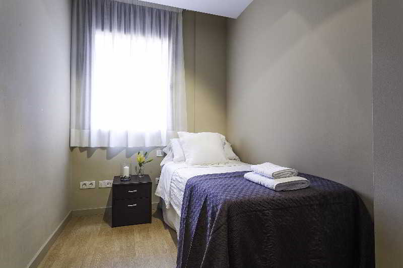 Short Stay Group Camp Nou Serviced Apartments Barcellona Esterno foto