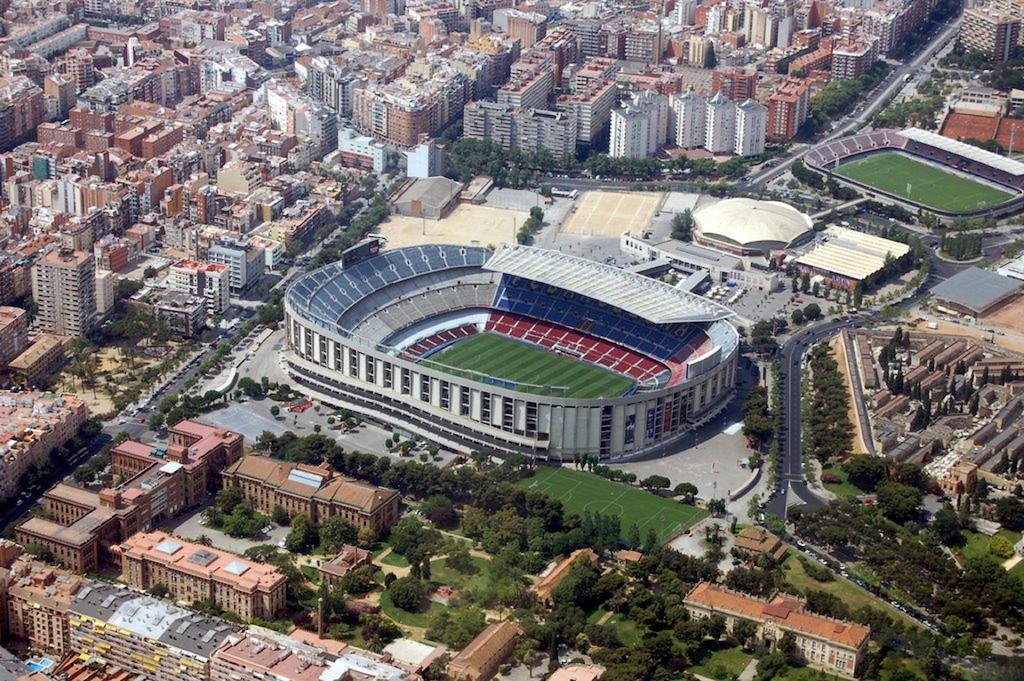 Short Stay Group Camp Nou Serviced Apartments Barcellona Esterno foto