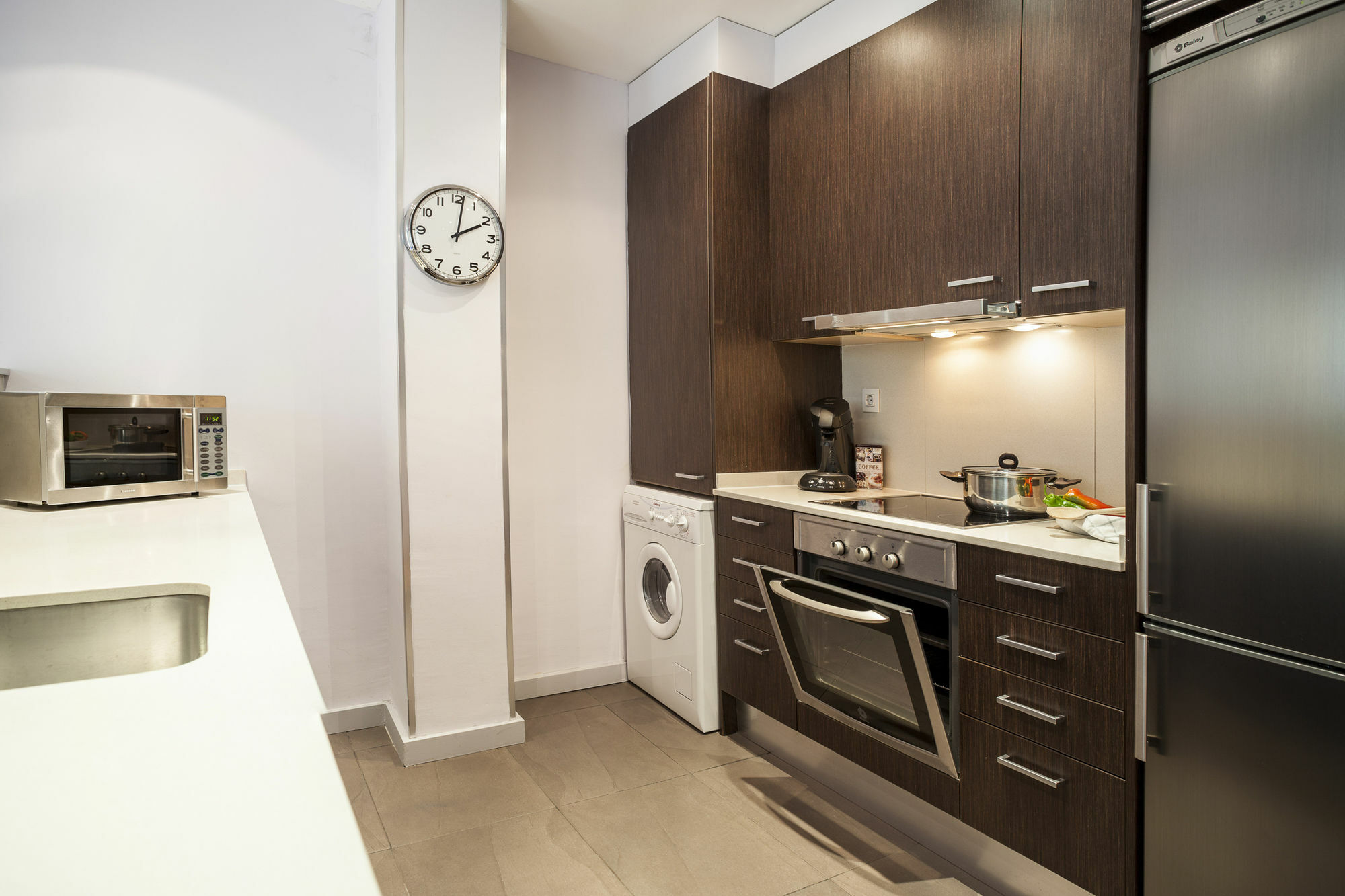 Short Stay Group Camp Nou Serviced Apartments Barcellona Esterno foto