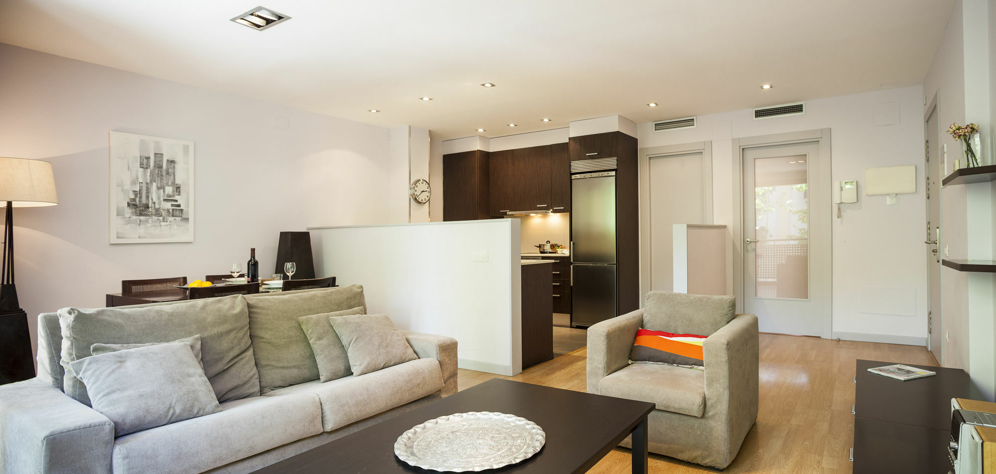 Short Stay Group Camp Nou Serviced Apartments Barcellona Esterno foto