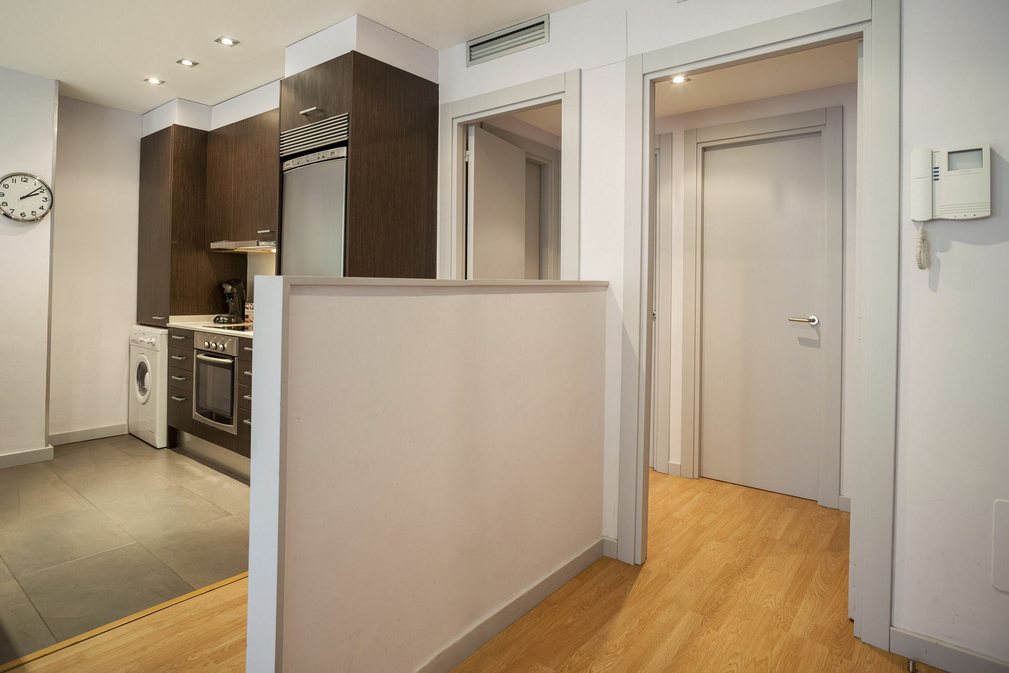 Short Stay Group Camp Nou Serviced Apartments Barcellona Esterno foto