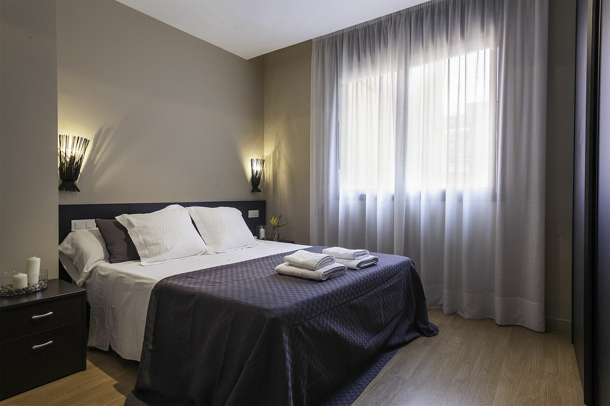Short Stay Group Camp Nou Serviced Apartments Barcellona Esterno foto