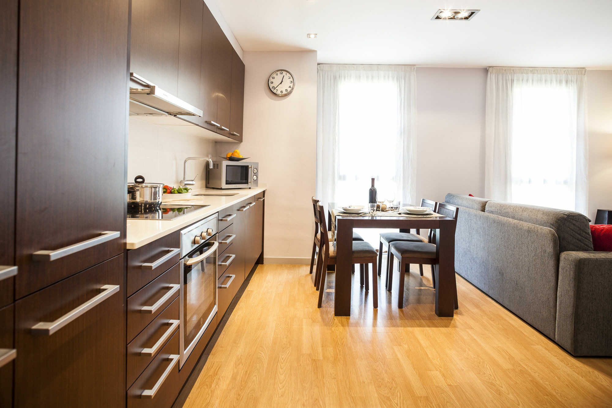 Short Stay Group Camp Nou Serviced Apartments Barcellona Esterno foto